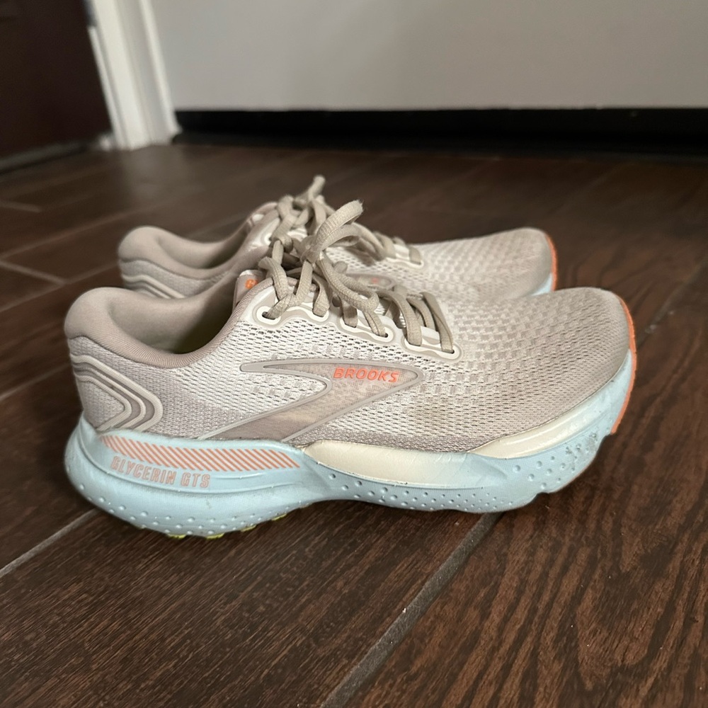 Brooks Glycerin 21 - Coconut/Aqua/Autumn Sunset - Women’s size 6